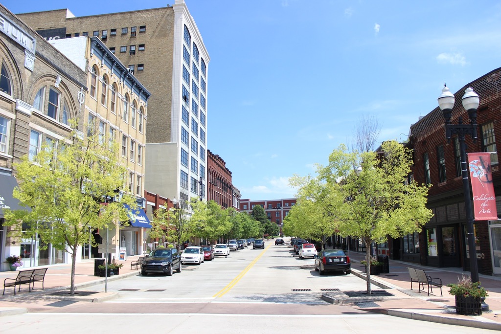 100th Block Gay St Knoxville, TN - panoramio