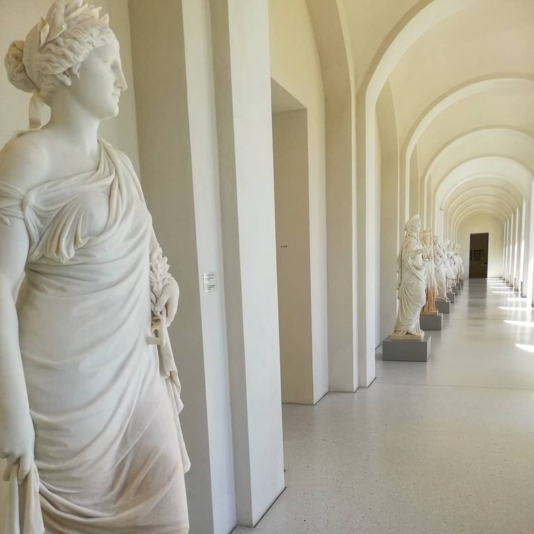 things to do in kassel germany | see contemporary art at neue galerie