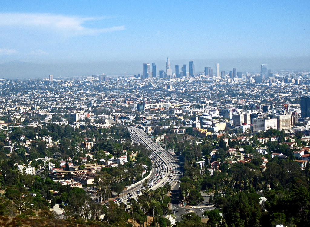 Los Angeles skyline from Mulholland Drive