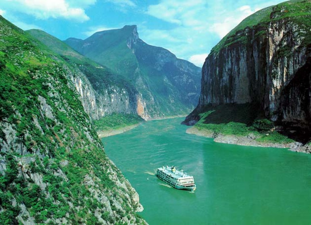 Yangtze river cruise