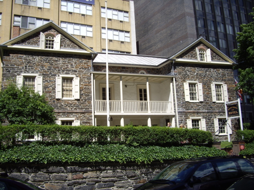 Mount Vernon Hotel Museum & Garden