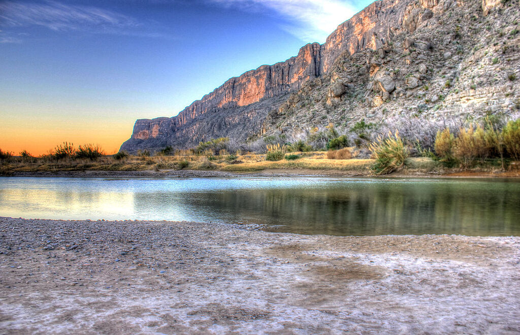 Gfp-texas-big-bend-national-park-looking-across-the-rio-grande