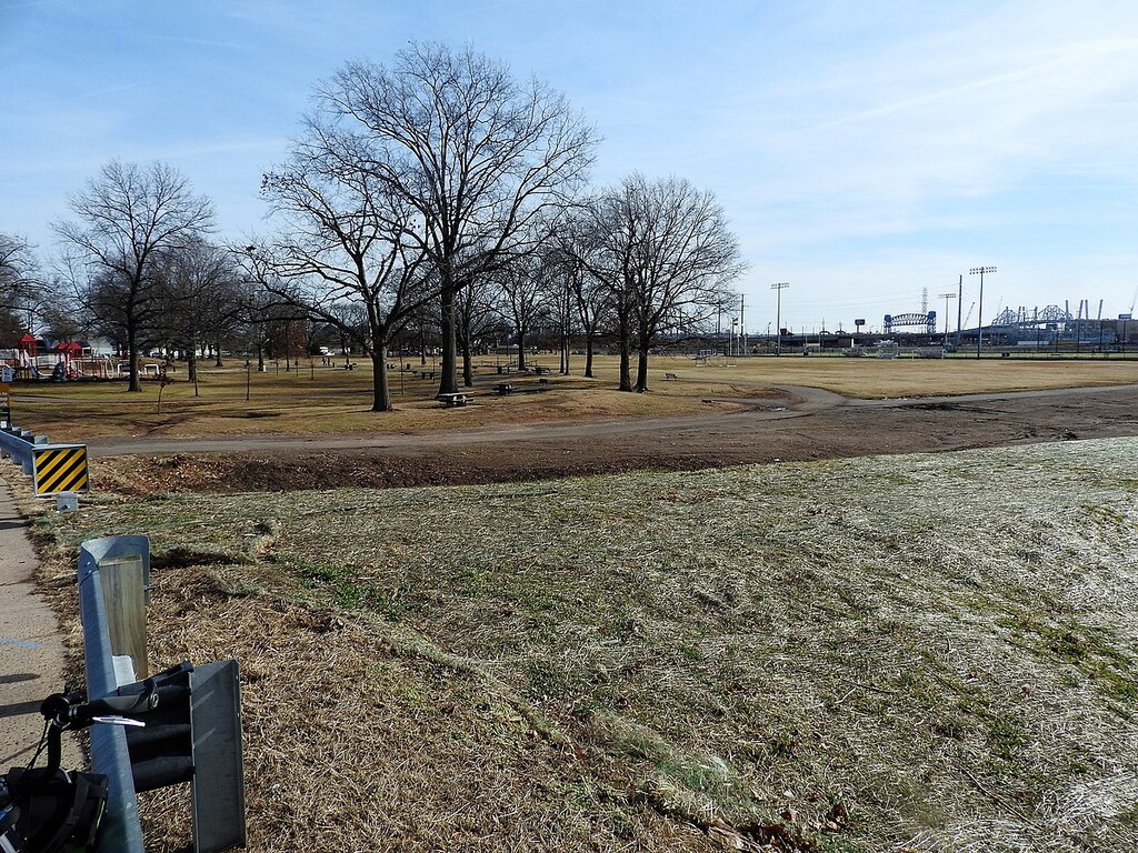 Mattano Park from 5th St bridge jeh