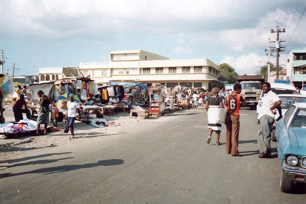 Downtown market Kingston 1990 (3)