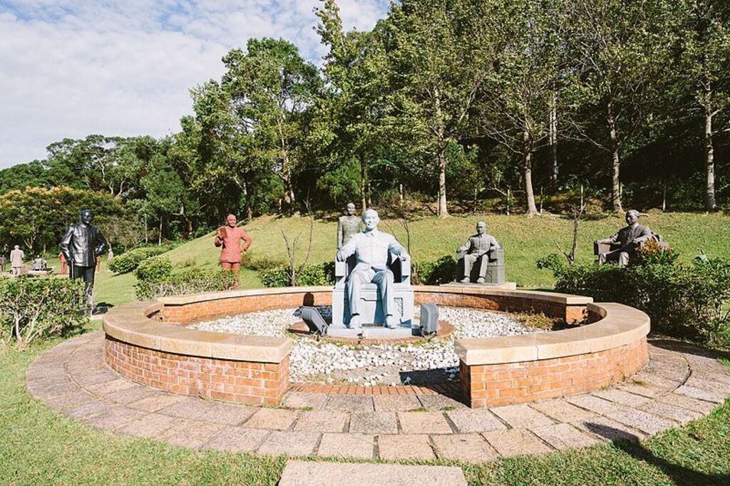 慈湖紀念雕塑公園 (22668662476)