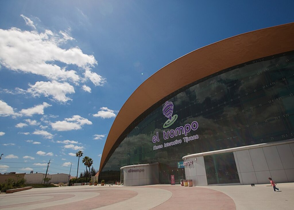 Museo Interactivo el Trompo (cropped)