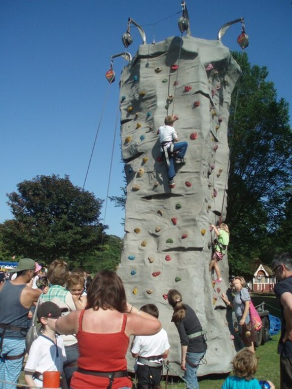 Climbing Wall - geograph.org.uk - 1374017