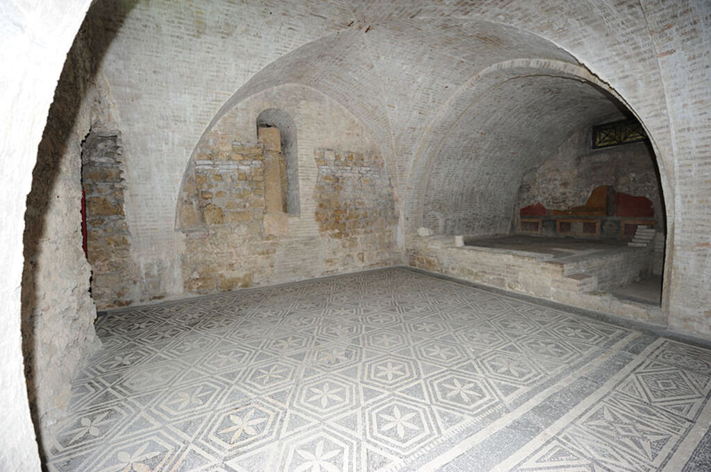 - Casa Romana Tablinium e Triclinium