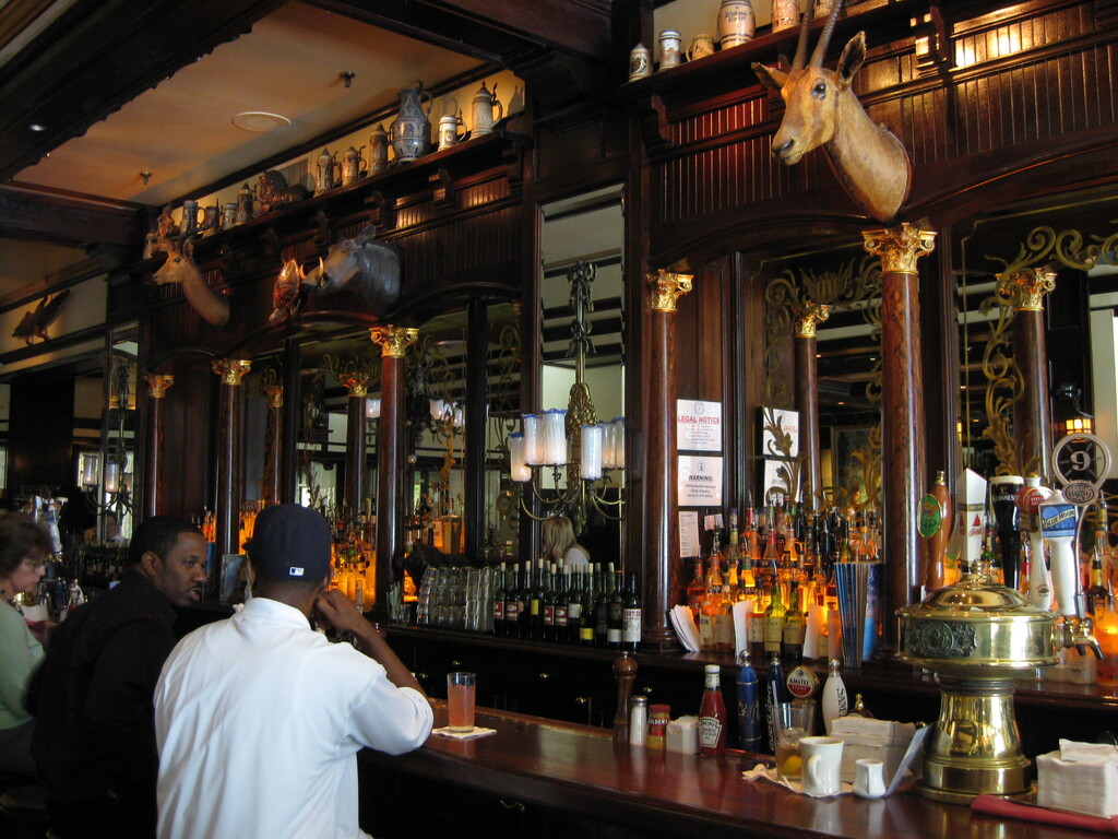Old Ebbitt Grill bar
