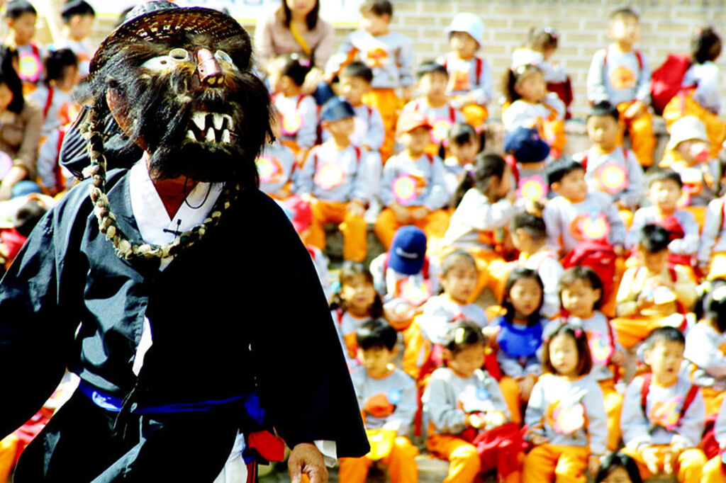 KOCIS 13th Andong International Mask Dance Festival (5019414097)