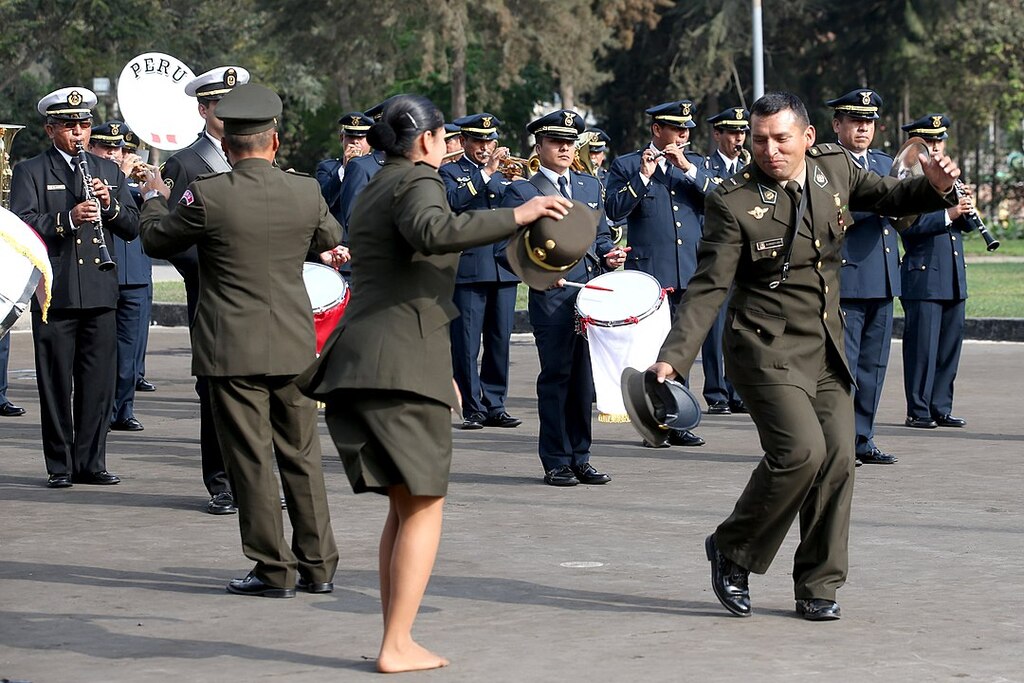 BANDA CONJUNTA DE LAS FUERZAS ARMADAS DEL PERÚ ENSAYA PARA CELEBRACIONES DE FIESTAS PATRIAS