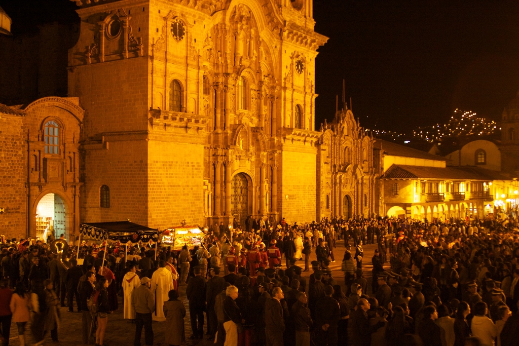 Peru - Cusco 026 - Easter procession (7084826215)