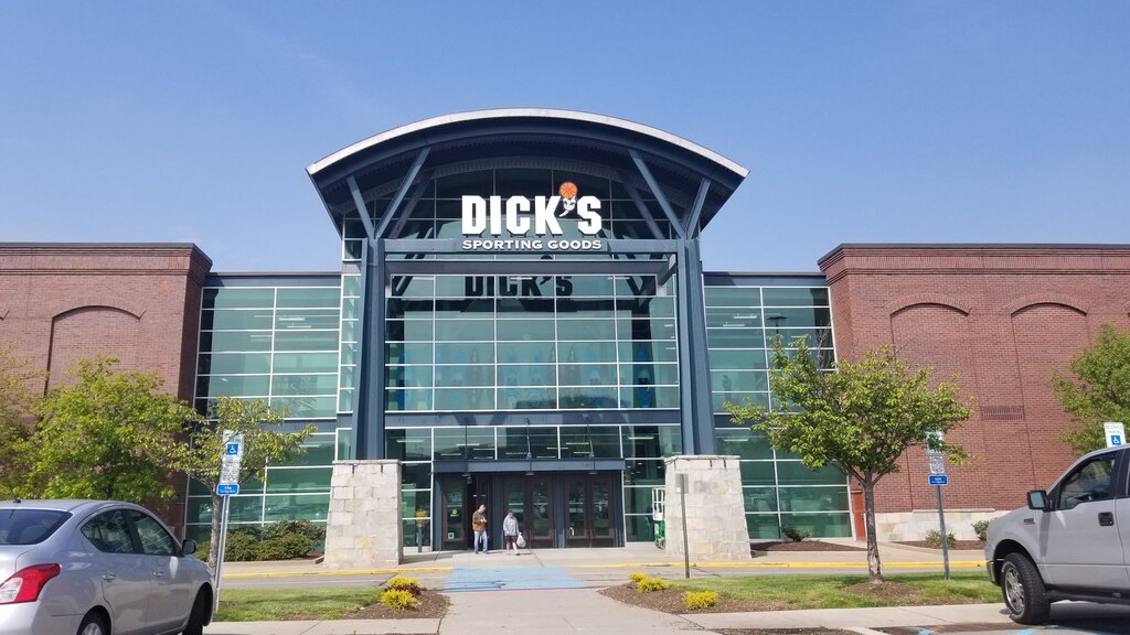 Gaylans/Dick's - Woodbridge Center Woodbridge, NJ May 2019