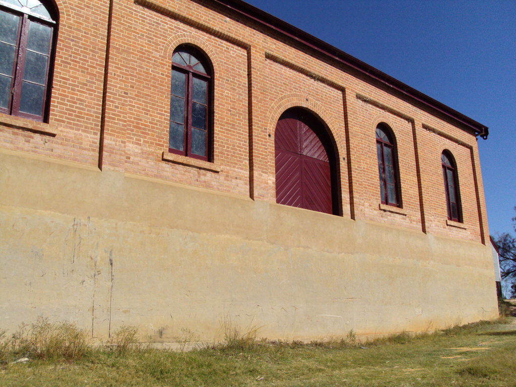 Mildura. The Psyche Pump House taking water from the Murray River for irrigation.