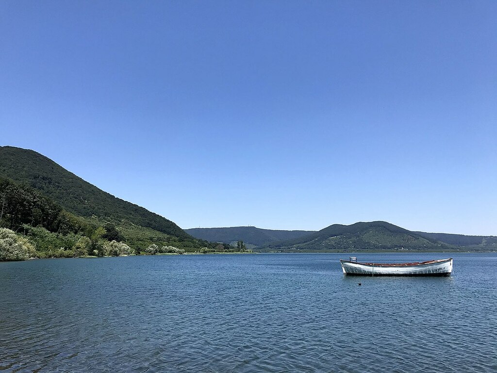 Calm water on Lago di Vico