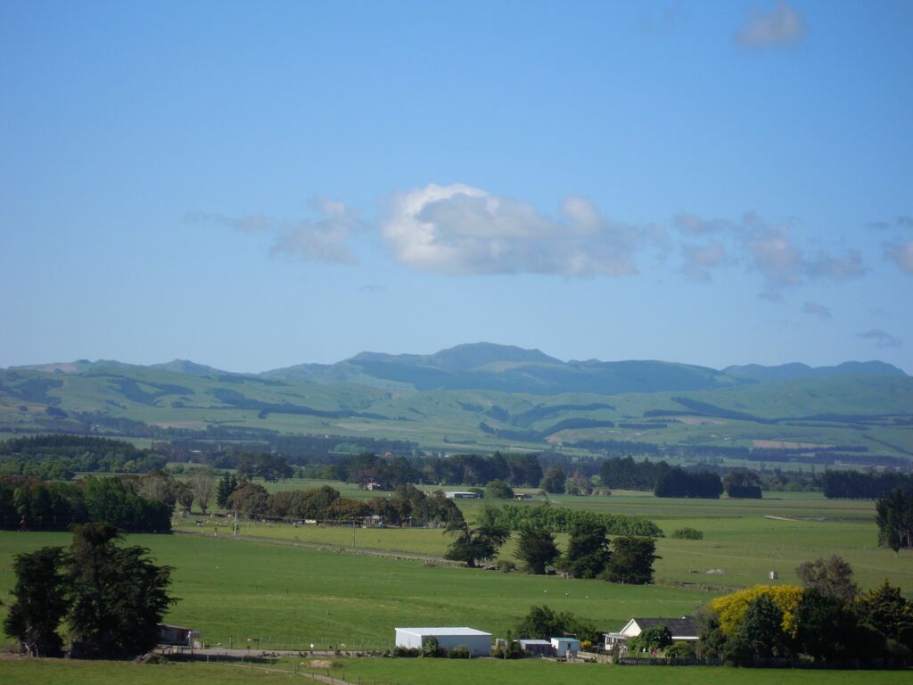 Highway 53 scenic overlook of Martinborough area