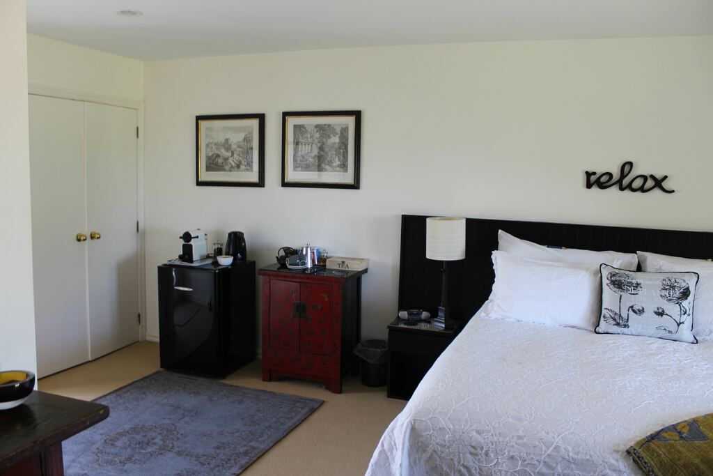 Aylstone cottage