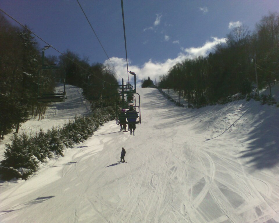 Woods Valley Ski Area - panoramio