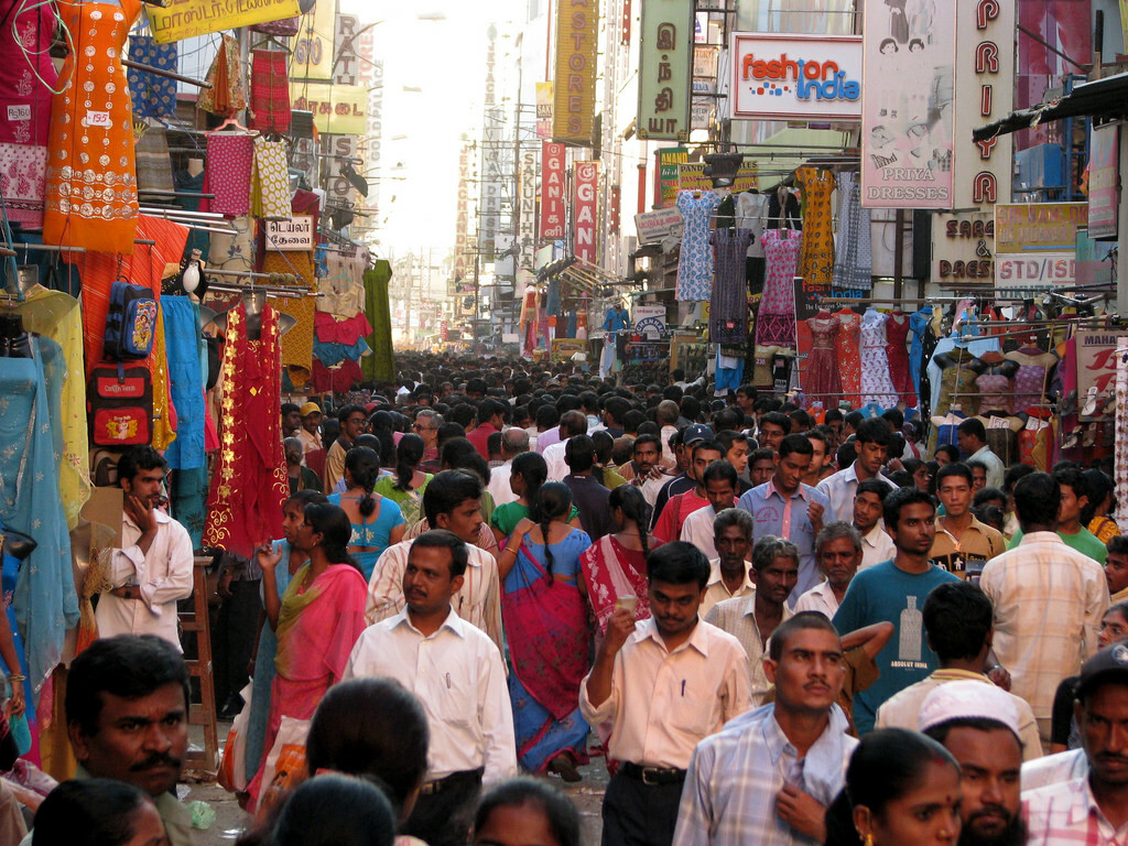 India - Chennai - busy T. Nagar market 2 (3059483658)