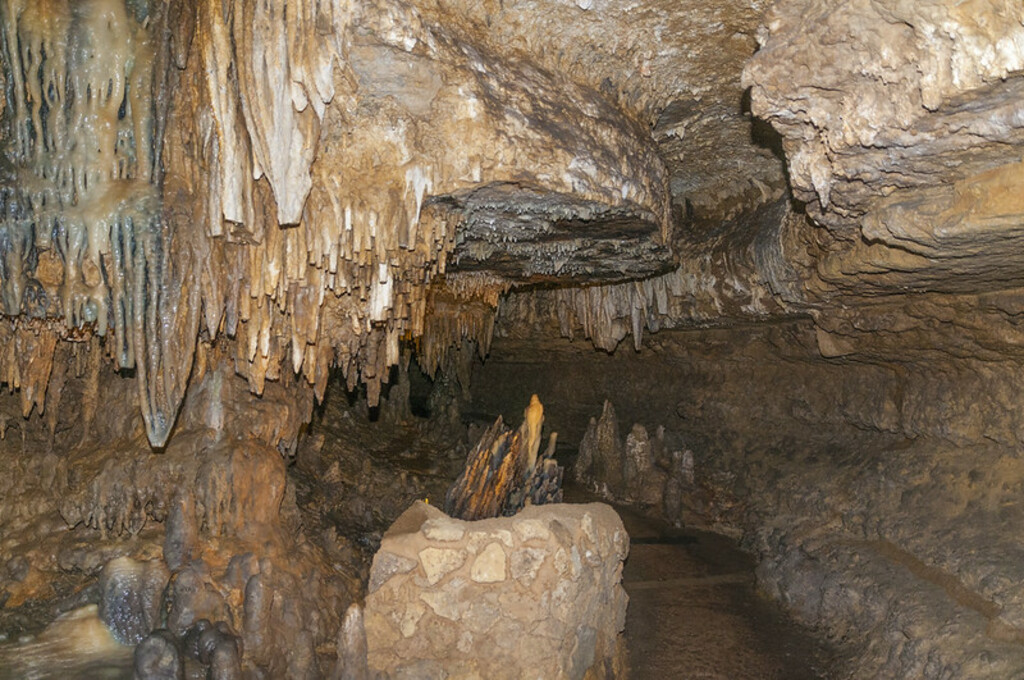 Cave of the Mounds