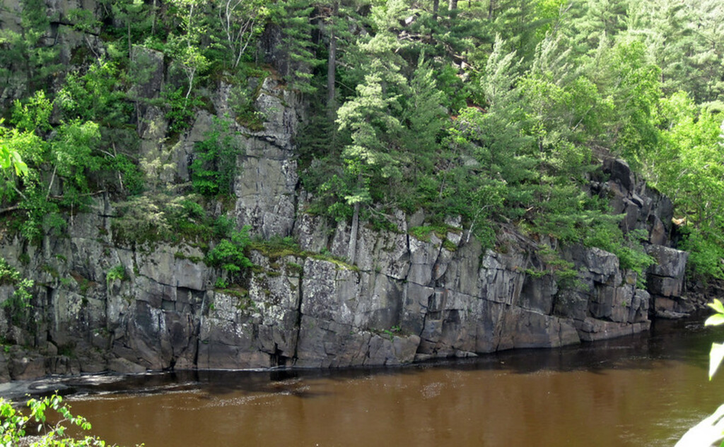 Tholeiitic basalts