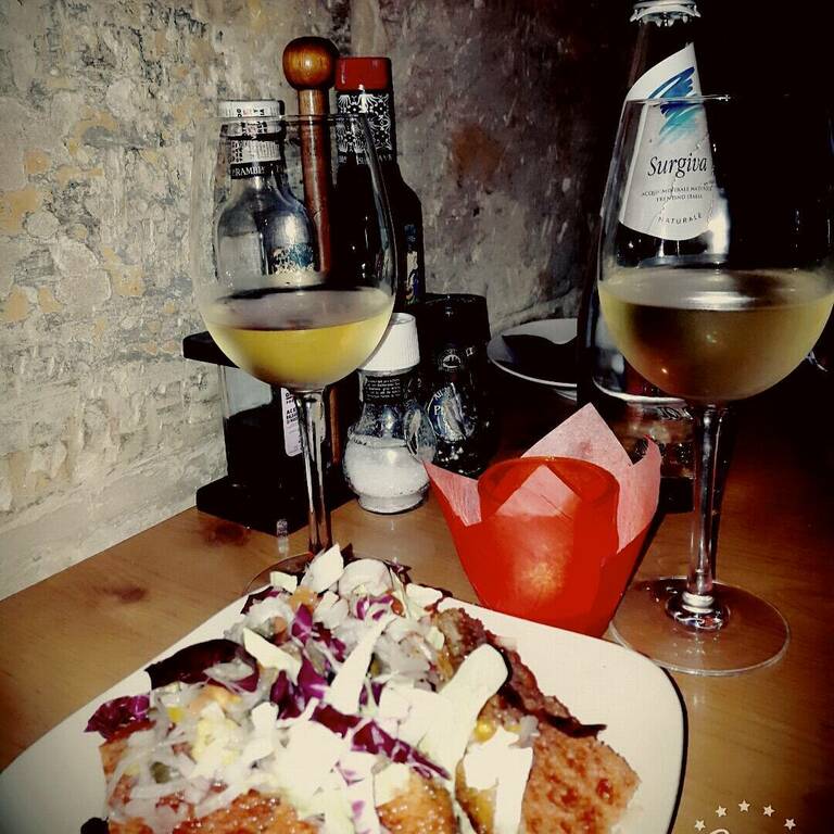 wine bars in malta | ta' cardona wine bar