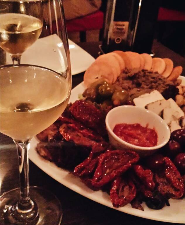 wine bars in malta | levels wine bar