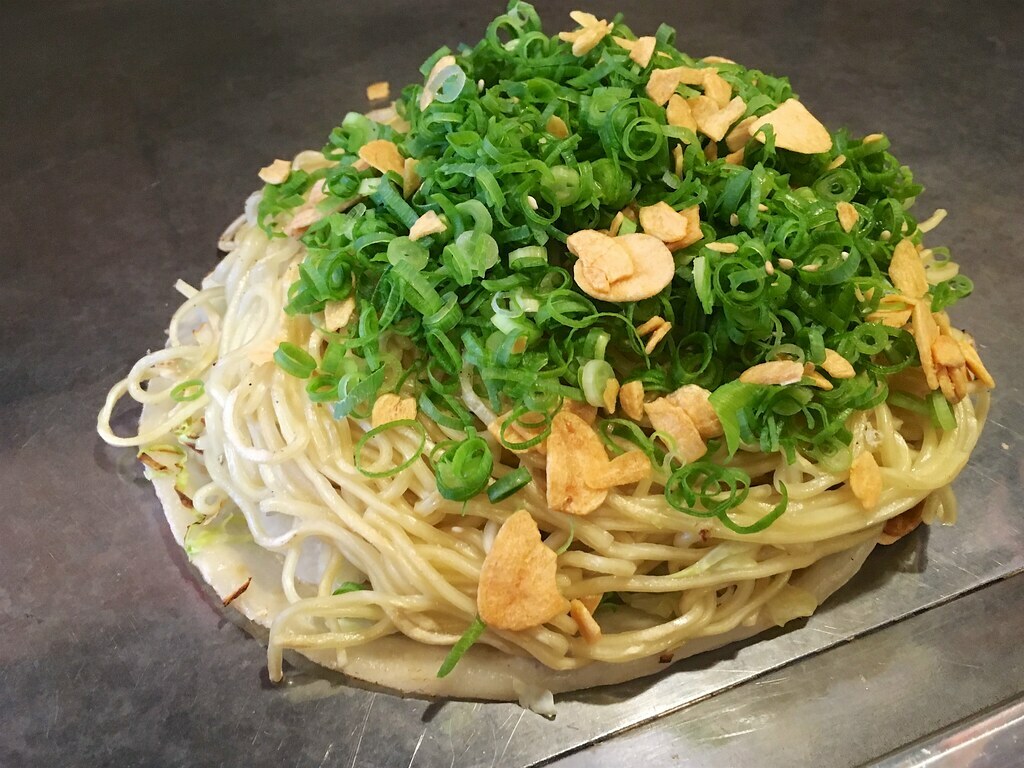 Vegan Hiroshima style okonomiyaki at Nagataya, Hiroshima