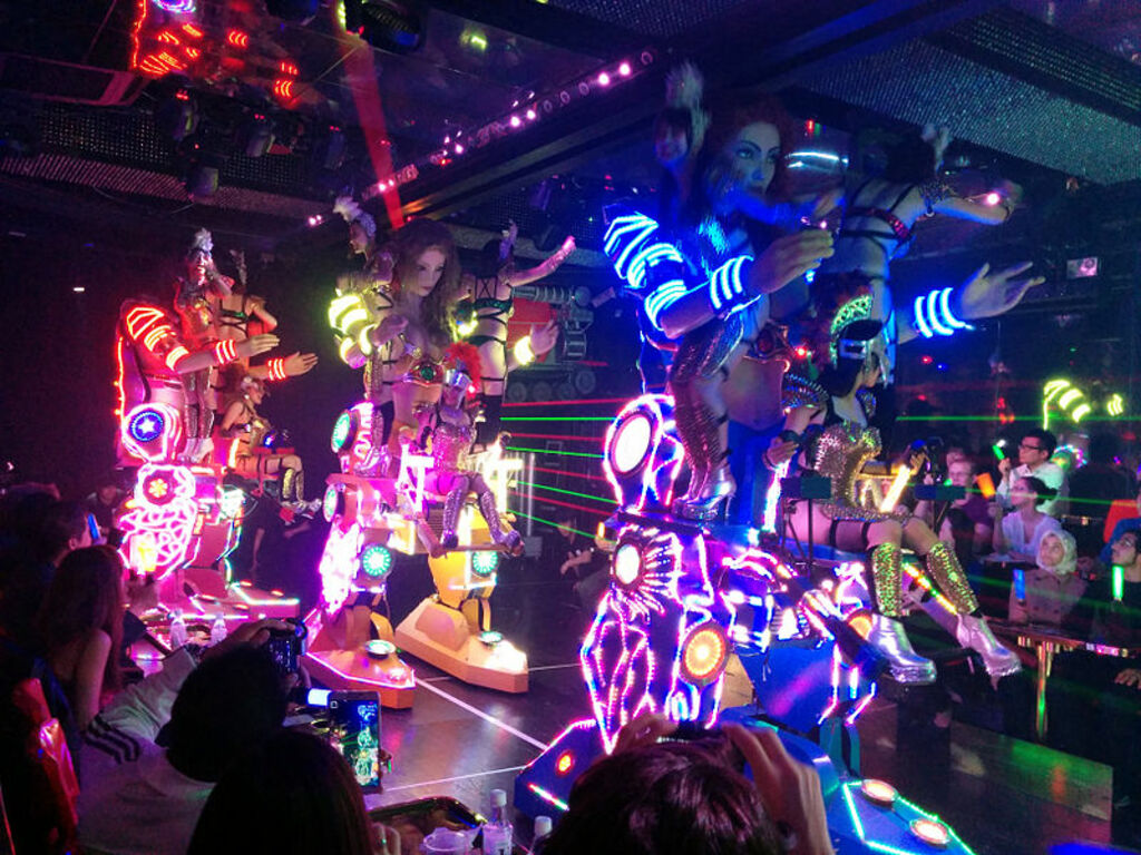 Charge of the fembots Robot Restaurant, Shinjuku Tokyo