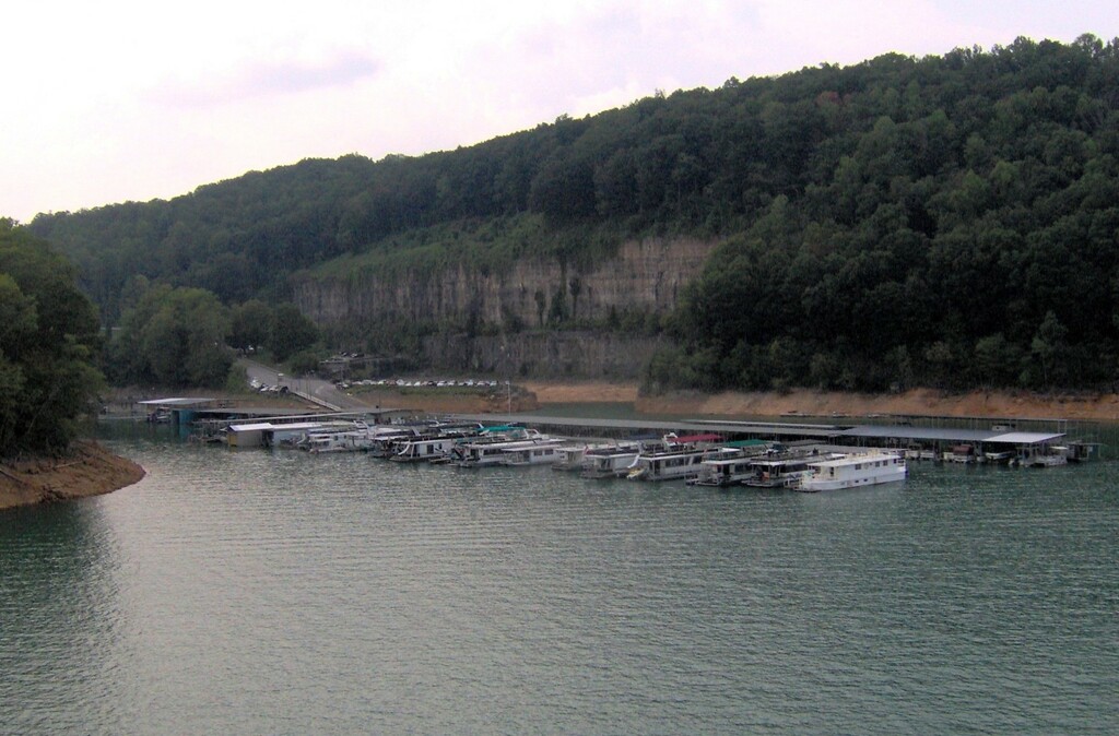 Norris-lake-marina-tn1