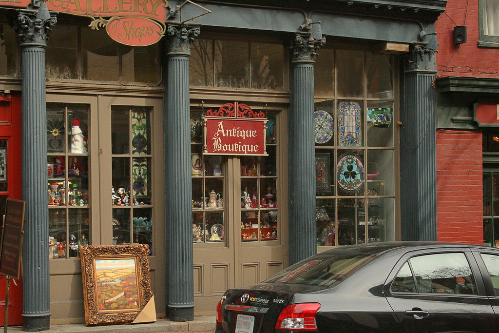 Antique Boutique