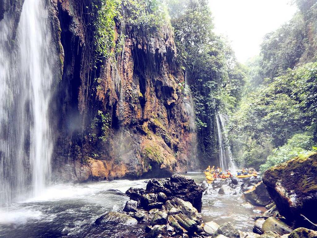 things to do in probolinggo indonesia | go rafting on the pekalen river