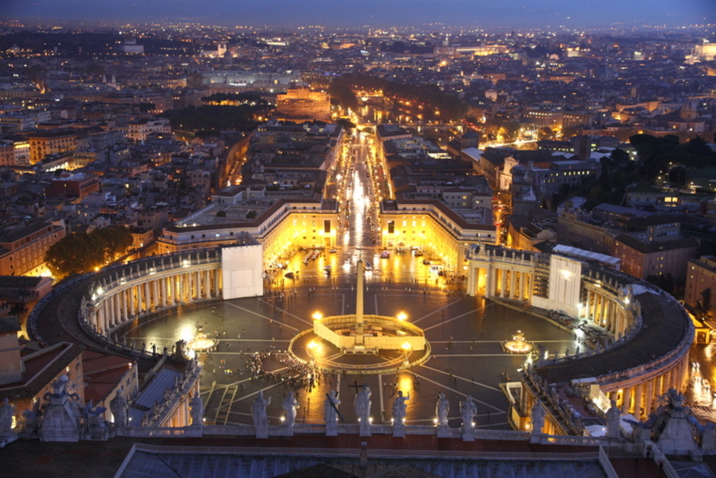 St. Peter's Piazza at night