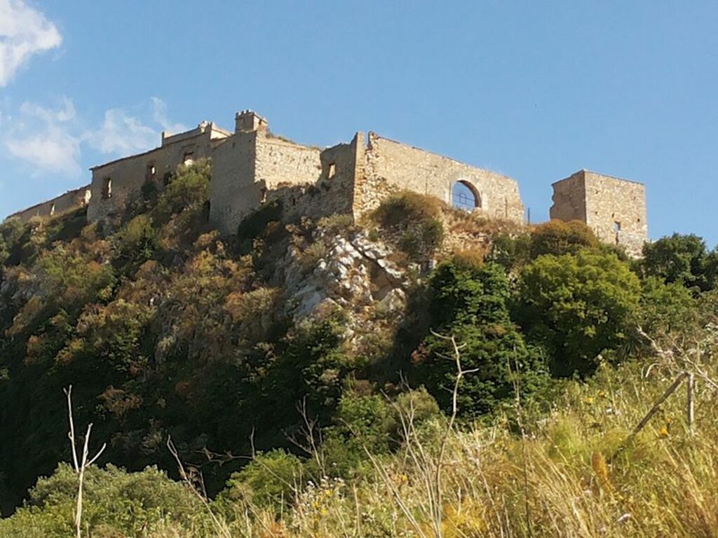 Castello di Calatubo (02)