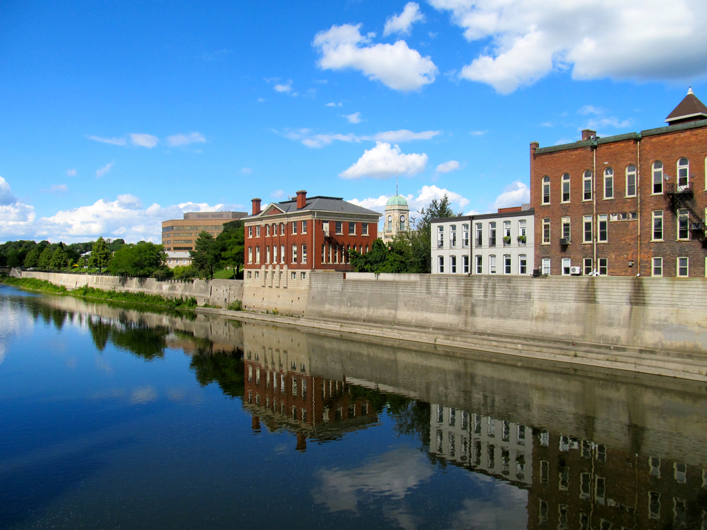 Grand River Cambridge Ontario