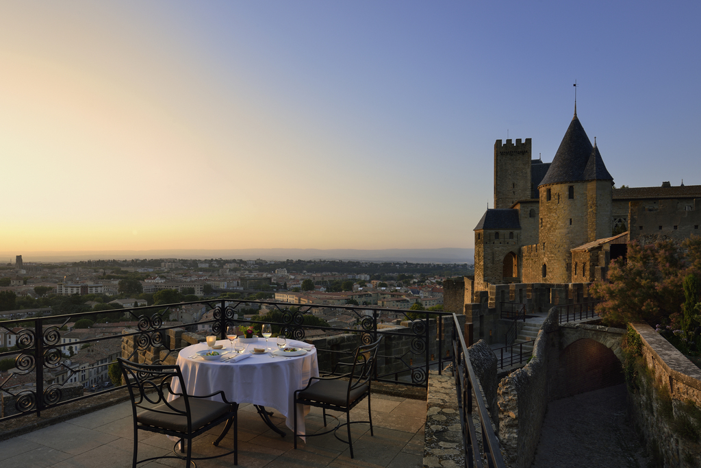Terrasse panoramique du restaurant La Barbacane
