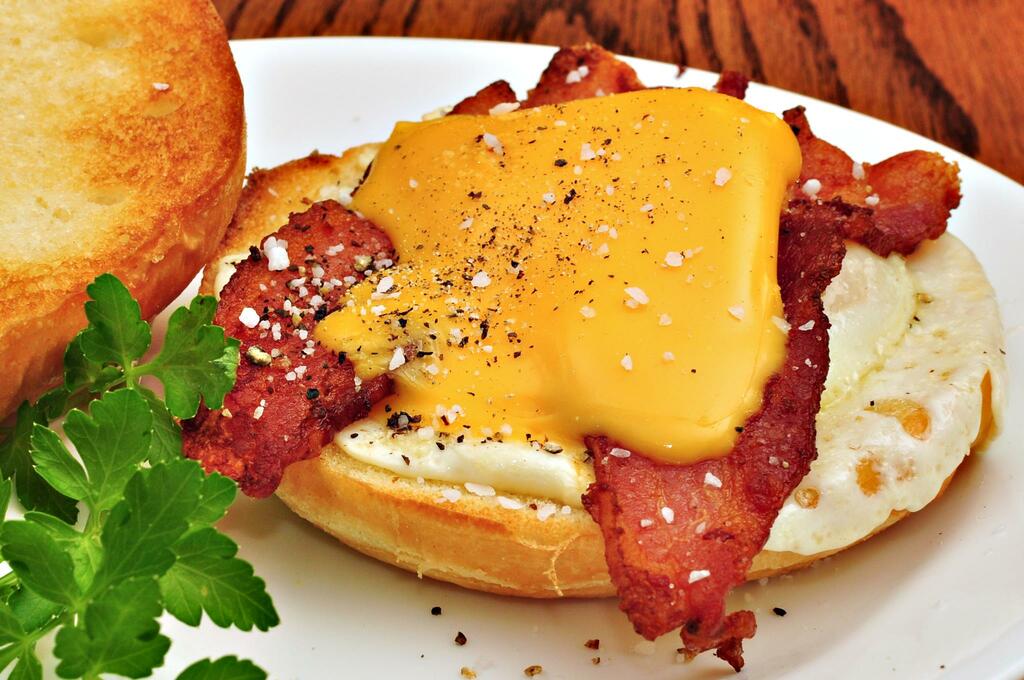 Bacon, egg, and cheese on bread