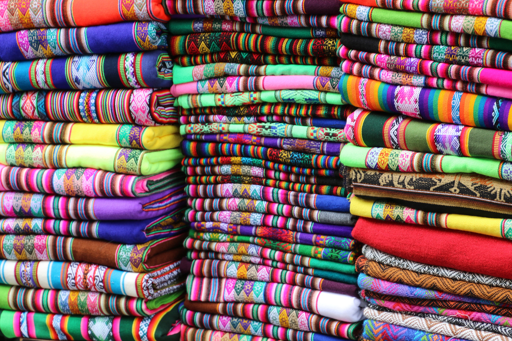 Inkla Stoffe in Lima