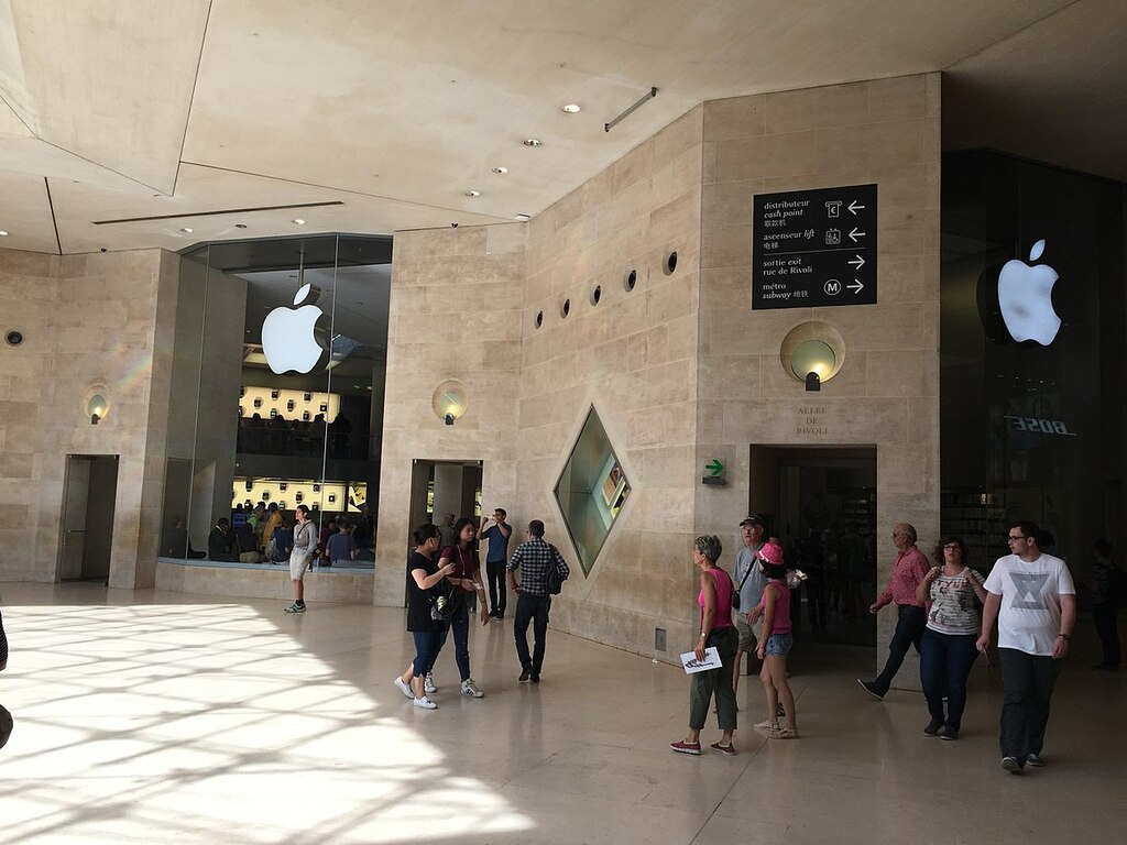 Apple Store Carrousel du Louvre Septembre 2016 - 3