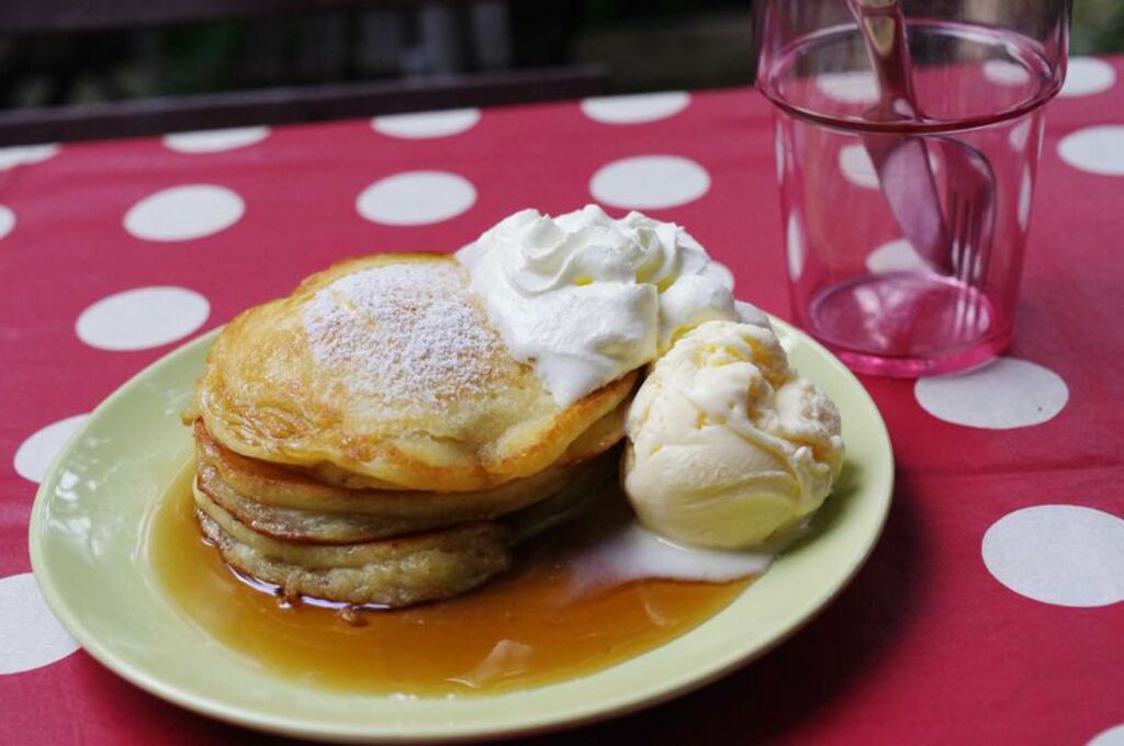 Sit down to fluffy pancakes at Cafe Sakanoshita