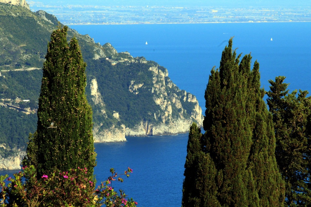 The stunning Amalfi Coast