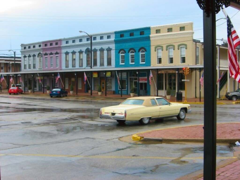 Holly Springs, MS