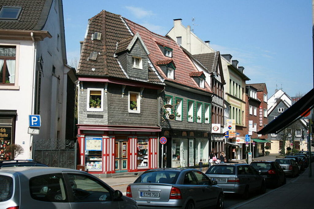 Essen Werden - Heckstraße 01 ies