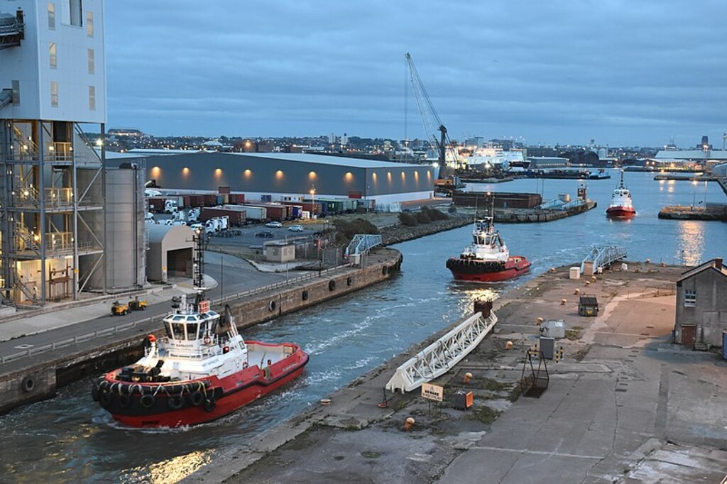 Liverpool docks 2018