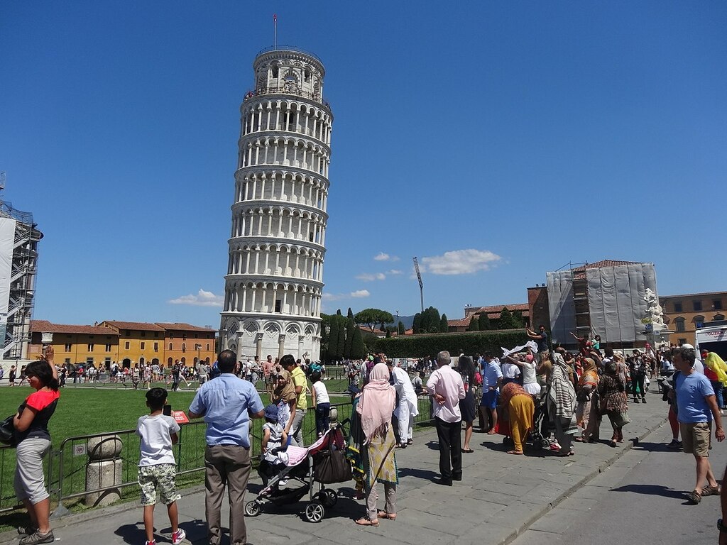2016 Leaning Tower (Pisa) - Exterior 02