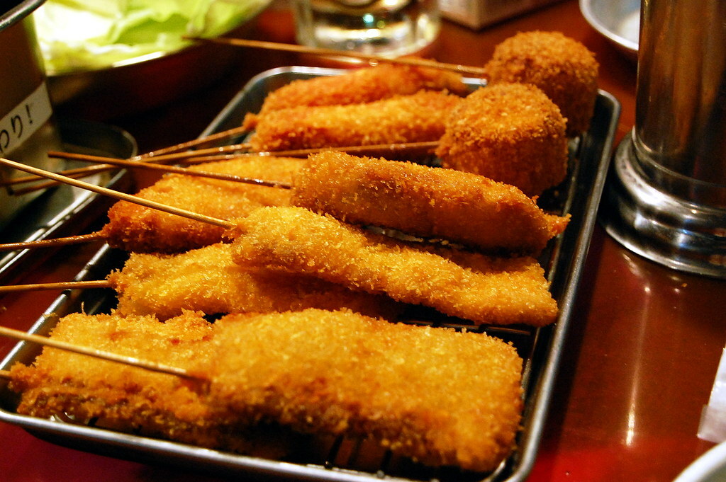 Kushikatsu Meat set! Shinbashi KUSHIYA 串かつお肉セット、新橋ガード下、くし家
