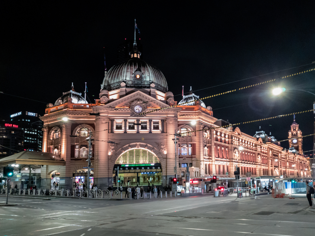 Melbourne (AU), Flinders Street Railway Station -- 2019 -- 202623