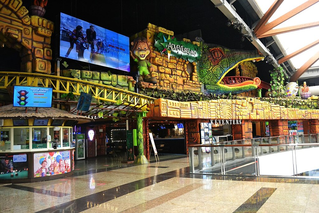 Adventureland Entrance 1(3)