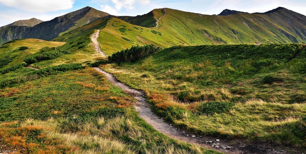 10 things poland is famous for | picturesque landscapes