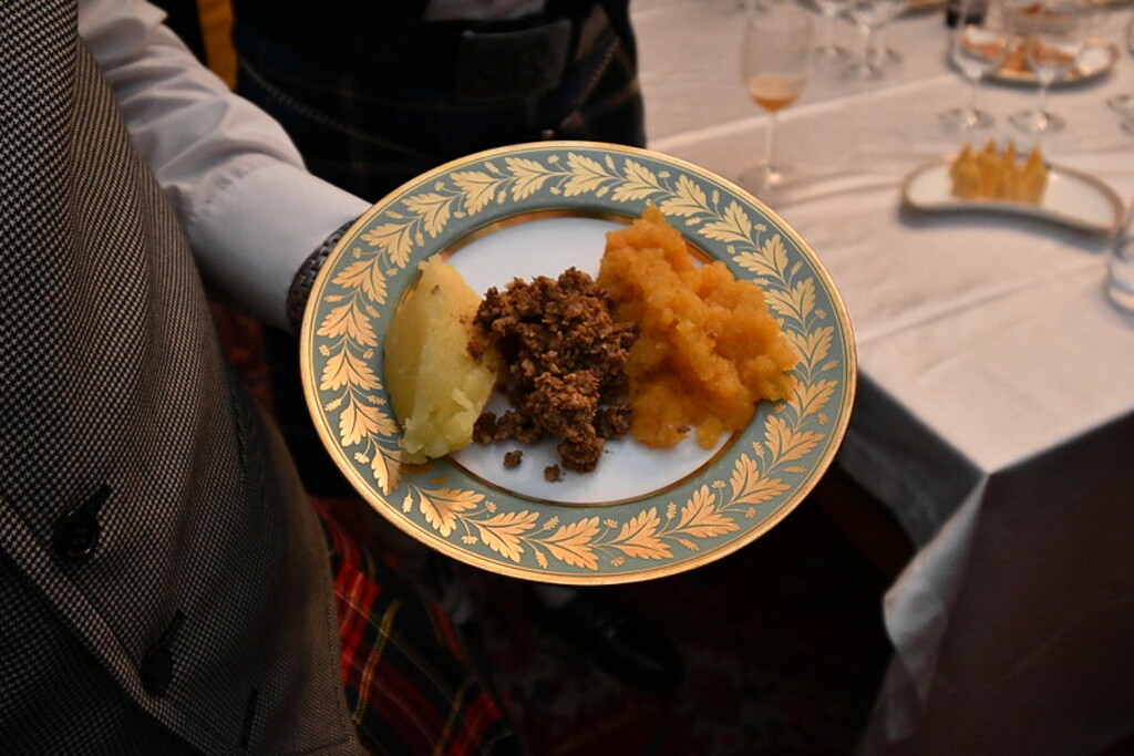 Burns night at British Consul General's Residence in Milan
